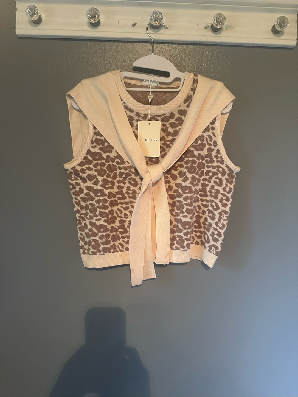 entro Cream and Brown Leopard Print Sleeveless Knit Top with Shoulder Tie